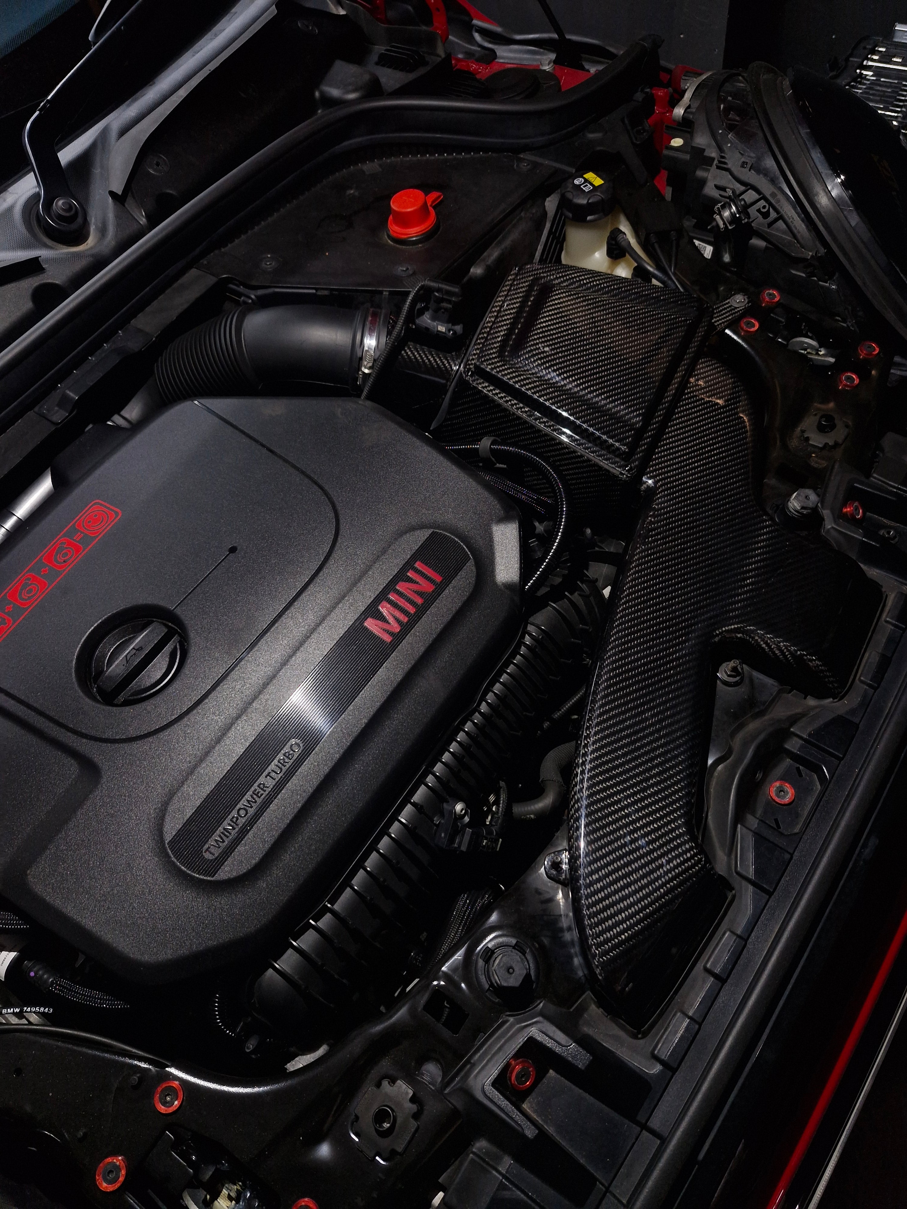 MiniTorque F56 carbon fibre intake kit